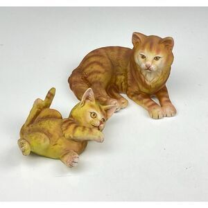 Vtg Fine Grain Porcelain Mother & Playful Kitten Cat Figurine Pair Aldon Japan A